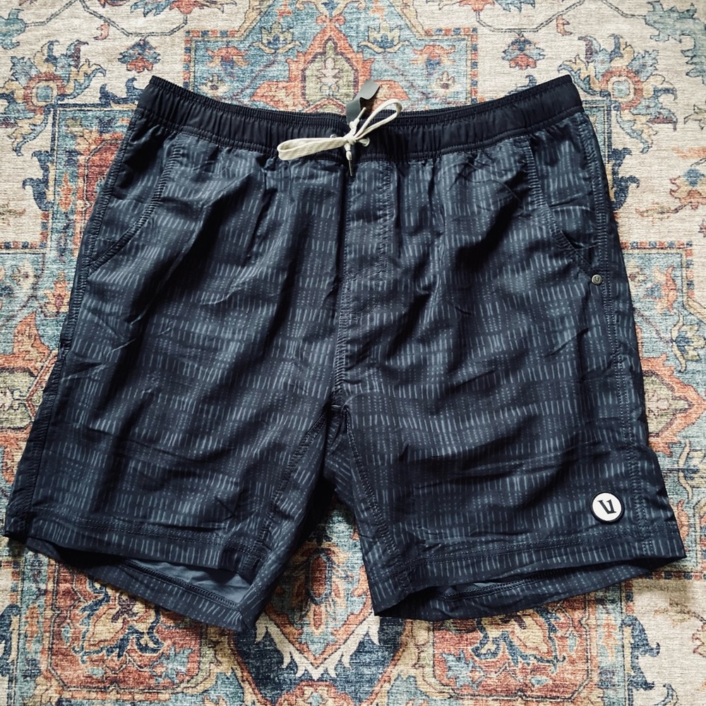 Vuori Kore Shorts - XL